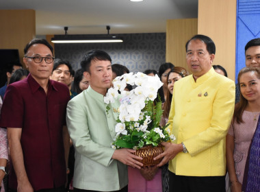 ผอ.กองพัฒนาระบบสนับสนุนการสหกรณ์ ร่วมแสดงความยินดีกับ ... พารามิเตอร์รูปภาพ 1