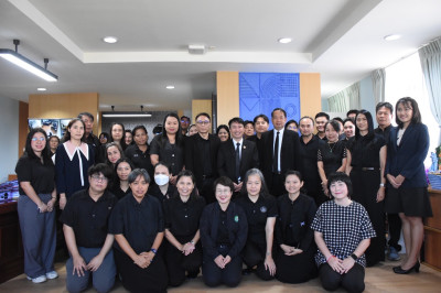 บุคลากร กพน.ขอพรเนื่องในโอกาสวันขึ้นปีใหม่ พุทธศักราช 2569 ... พารามิเตอร์รูปภาพ 1