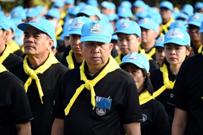 ผู้อำนวยการกองพัฒนาระบบสนับสนุนการสหกรณ์ พร้อมด้วย ... พารามิเตอร์รูปภาพ 1