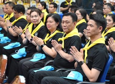 ผู้อำนวยการกองพัฒนาระบบสนับสนุนการสหกรณ์ พร้อมด้วย ... พารามิเตอร์รูปภาพ 8