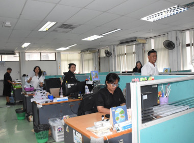 บุคลากร กพน. ร่วมทำกิจกรรม Big Cleaning Day รวมพลัง 5 ส ... พารามิเตอร์รูปภาพ 5
