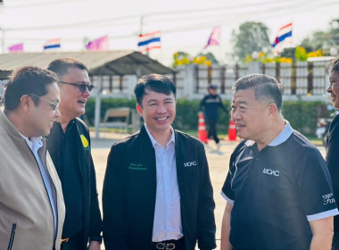 ปลัดกระทรวงเกษตรและสหกรณ์ พร้อมด้วย อธิบดีกรมส่งเสริมสหกรณ์ ... พารามิเตอร์รูปภาพ 2