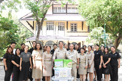 ผู้อำนวยการกองฯ พร้อมด้วย ... พารามิเตอร์รูปภาพ 1