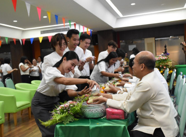 ผู้อำนวยการกอง และบุคลากร กพน. ... พารามิเตอร์รูปภาพ 17