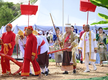 ผอ.กองฯ ร่วม งานพระราชพิธีพืชมงคลจรดพระนังคัลแรกนาขวัญ ... พารามิเตอร์รูปภาพ 3