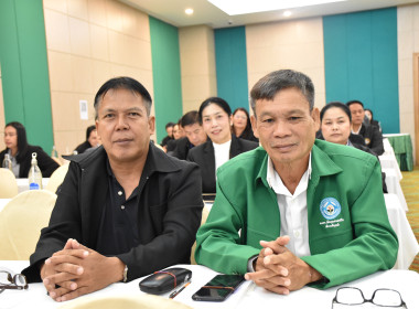 ร่วมเสวนาแลกเปลี่ยนประสบการณ์ การบริหารงานกรมส่งเสริมสหกรณ์ ... พารามิเตอร์รูปภาพ 38