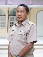 นายพิเชษฐ์ พจนรุ่งโรจน์